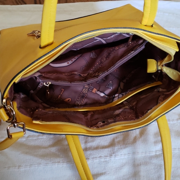 Yellow purse, ladies bag with a shoulder strap - Picture 5 of 7